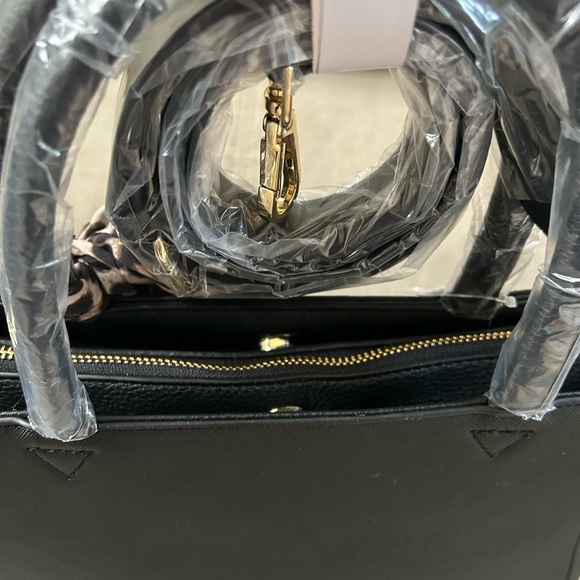 New Steve Madden Tote Purse - Picture 6 of 6